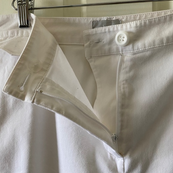 Chico's Cropped Capri Pants - White - Size L/12 (Chico's 2) - Picture 5 of 8